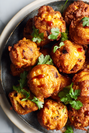 Boule de plantain croustillante parfaite pour les apéros familial, recette savoureuse d'automne, facile à réaliser.